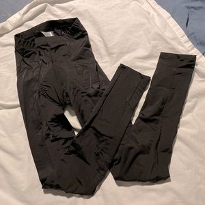 EUC Women’s Padded Cycling Pants Size M